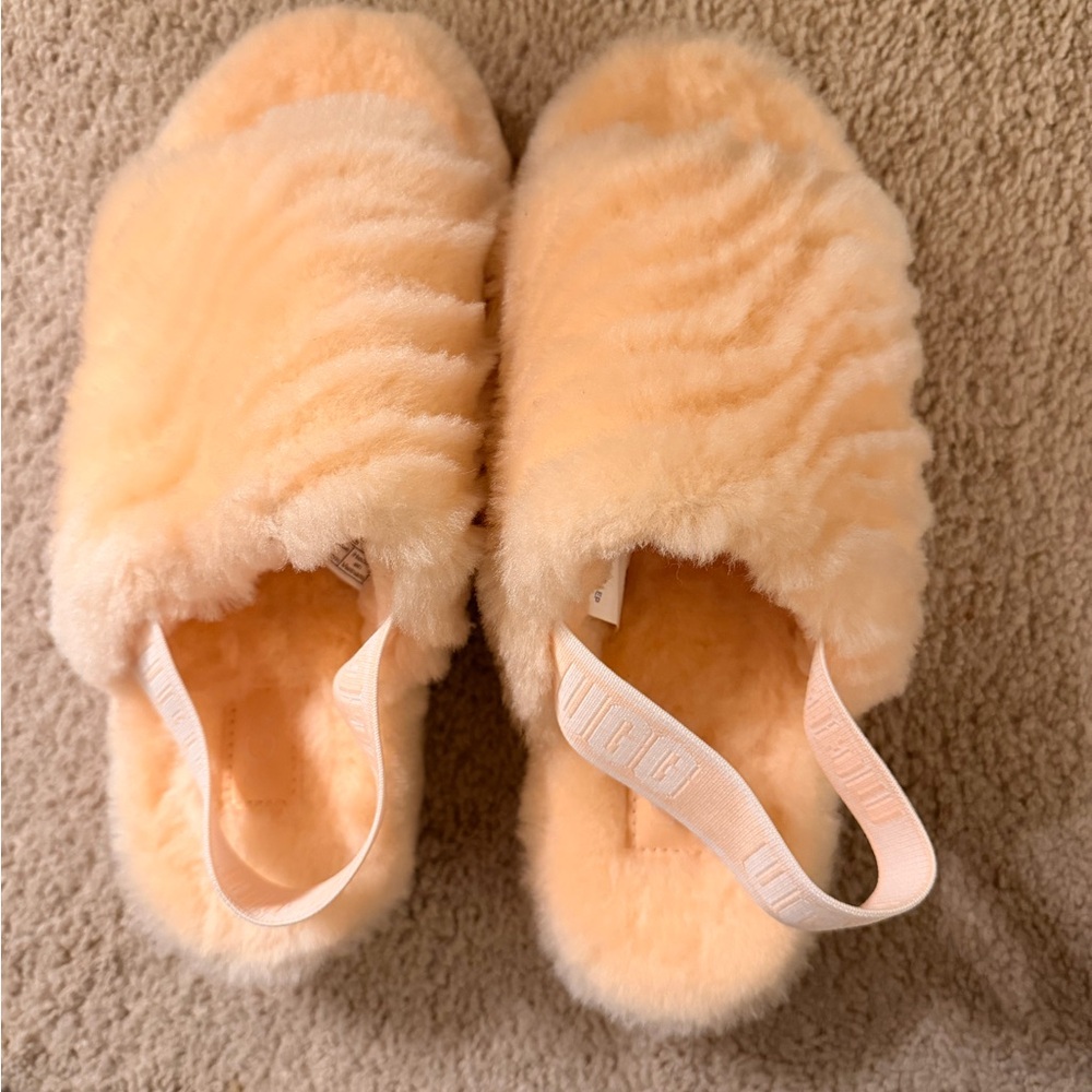 New UGG Fuzzy Peach Slippers
